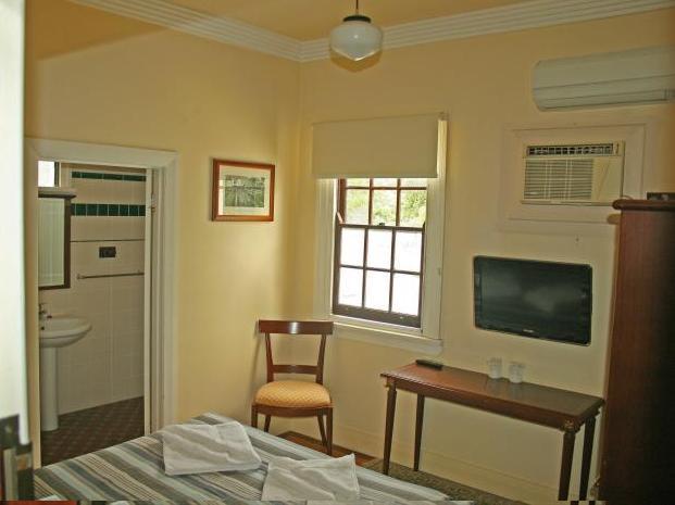 Canungra Hotel Ngoại thất bức ảnh